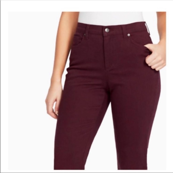 Gloria Vanderbilt Size 14 Purple Rail Straight Leg Mid-Rise Jeans NWT - Picture 2 of 4